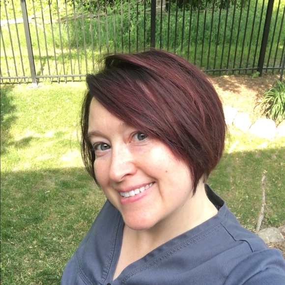 Meet your Posher, Dawn - Picture 1 of 1